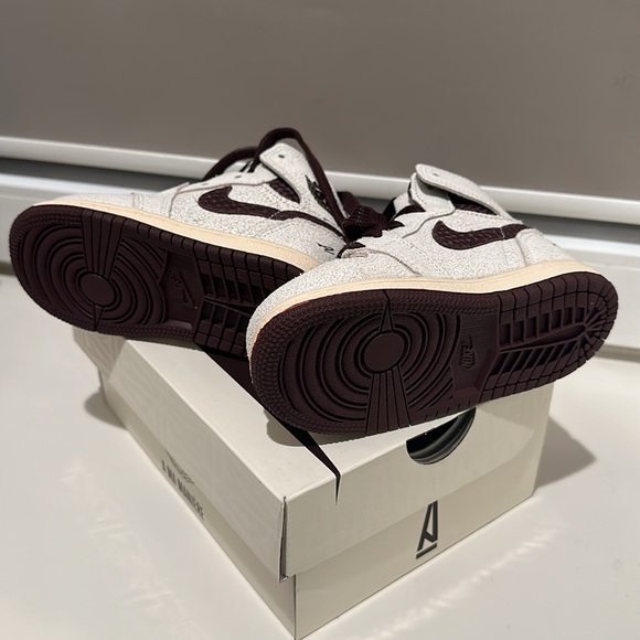 A Ma Maniere Jordan Retro 1 TD - Picture 3 of 5